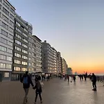 דירה In Near The & Casino